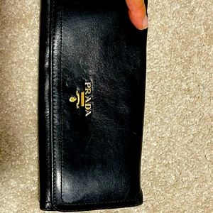 Authentic PRADA wallet. Super spacious. Good condition. Black leather.